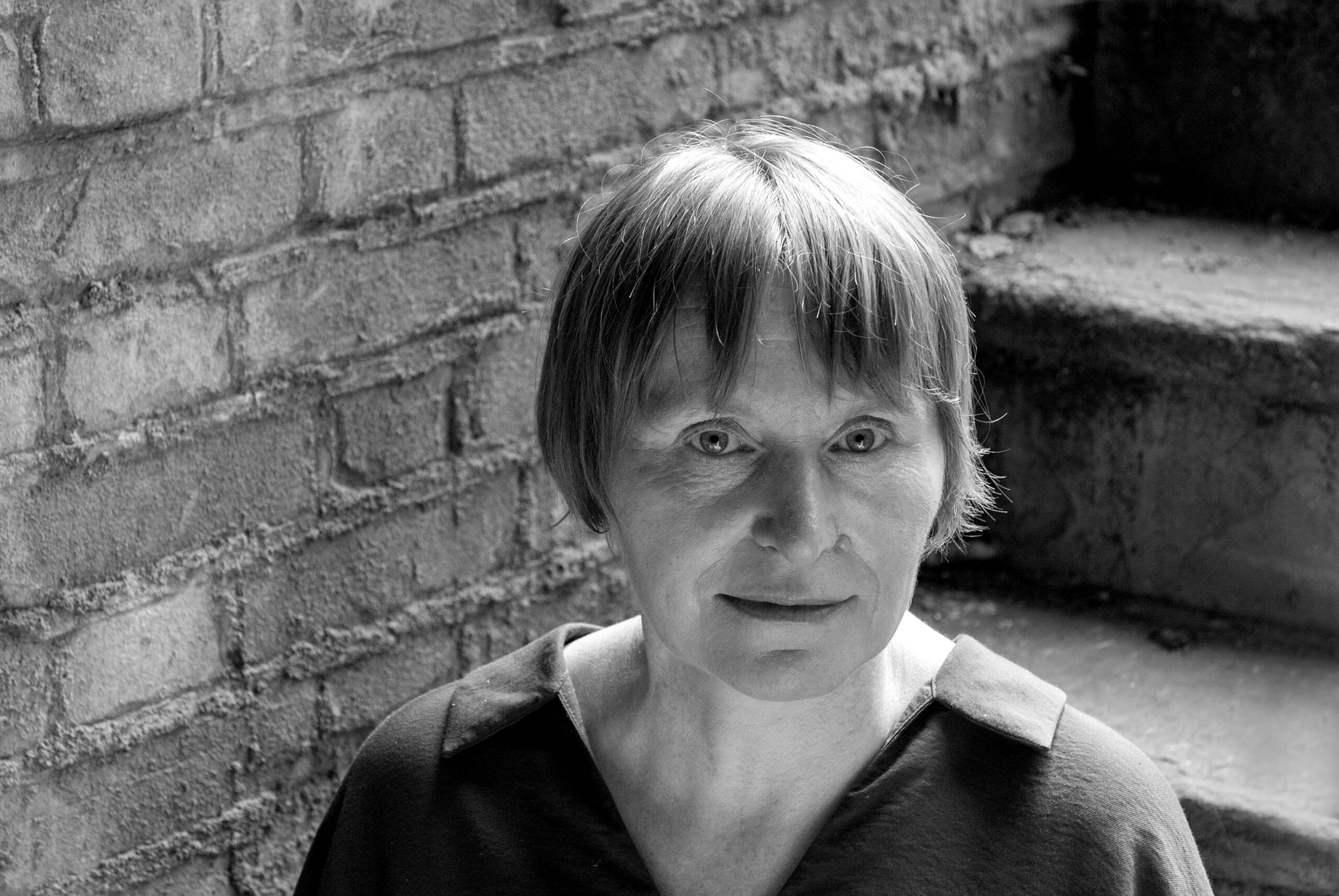 Portrait of Sarah Angliss outside - photo Gaynor Perry